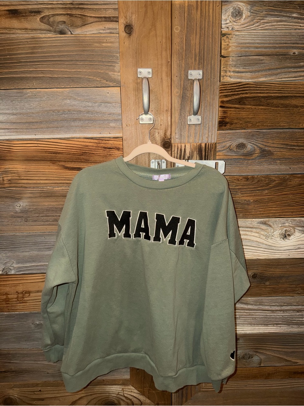 "Mama" Sweatshirt - size XL